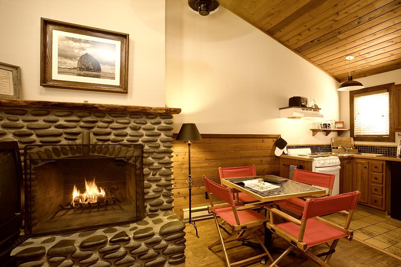 Hearthstone Inn Cannon Beach Exterior photo